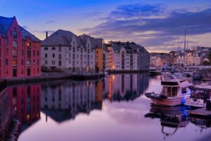 Dagens Horoskop - Vaederren 13-08-2025